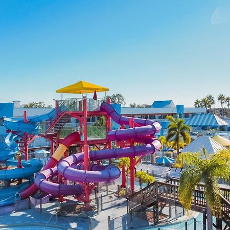 מלון קיסימי Ramada By Wyndham Flamingo Water Park מראה חיצוני תמונה