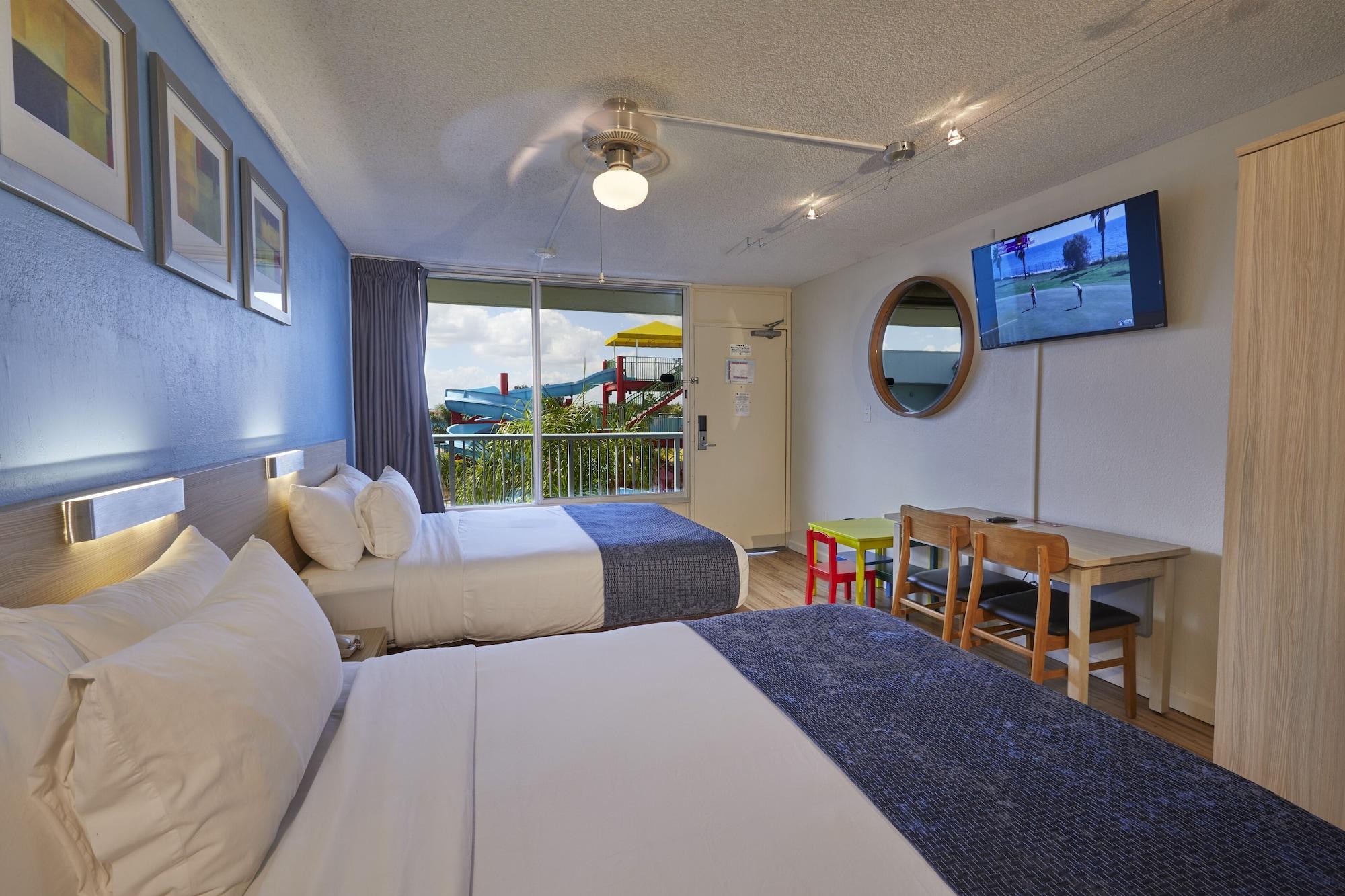 מלון קיסימי Ramada By Wyndham Flamingo Water Park מראה חיצוני תמונה