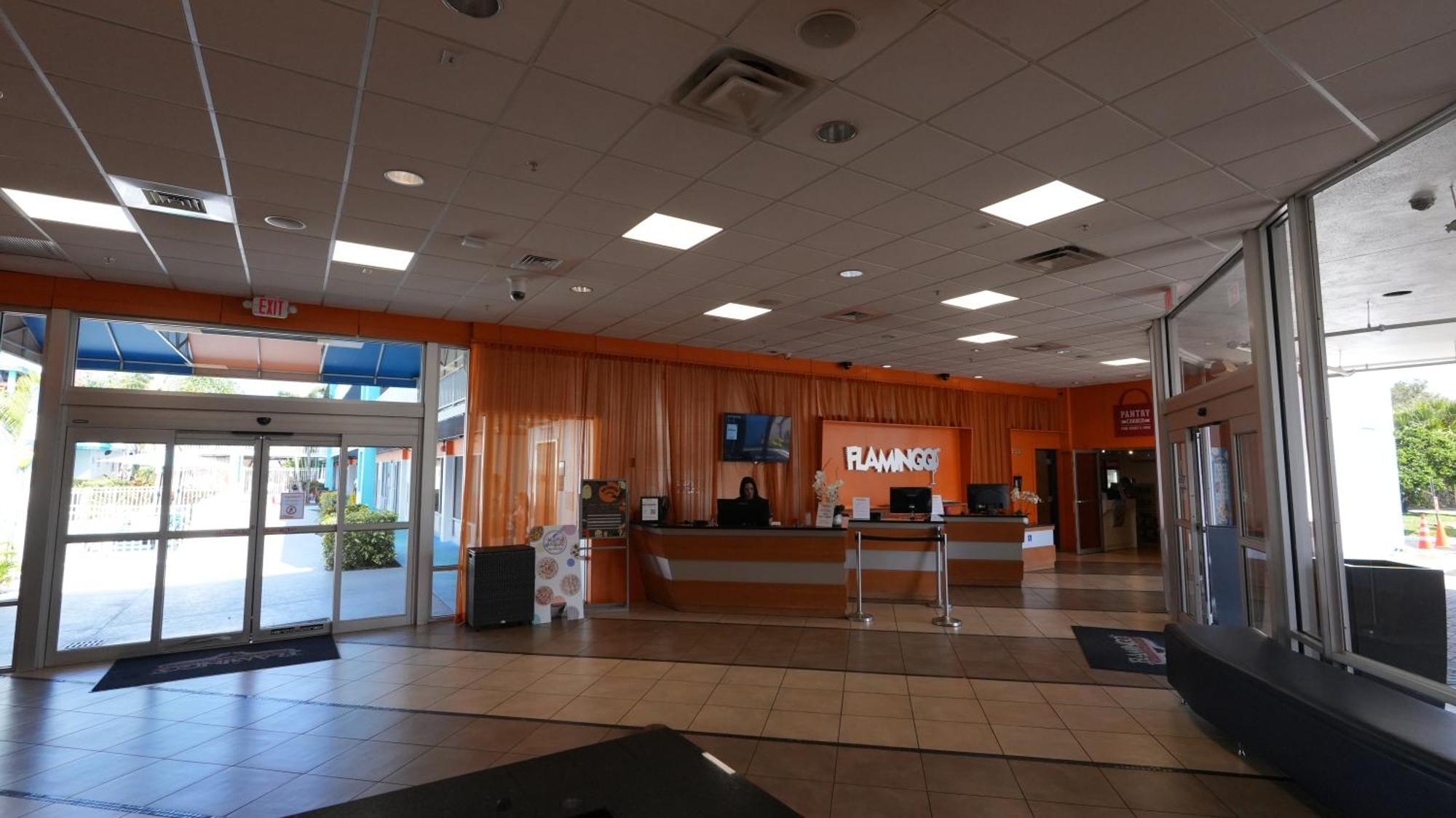 מלון קיסימי Ramada By Wyndham Flamingo Water Park מראה חיצוני תמונה