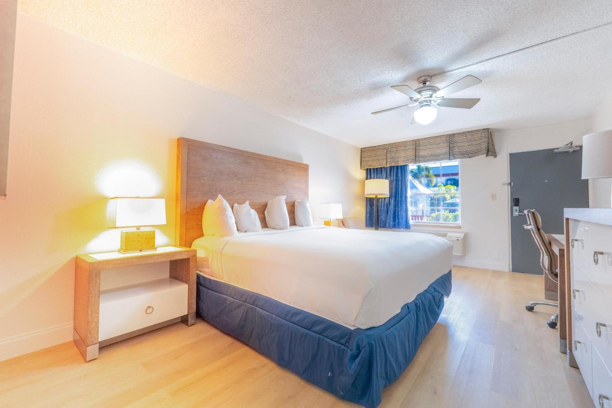 מלון קיסימי Ramada By Wyndham Flamingo Water Park מראה חיצוני תמונה